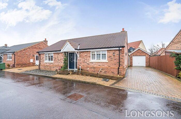 3 Bedroom Detached Bungalow For Sale In Saffron Close, Watton, IP25