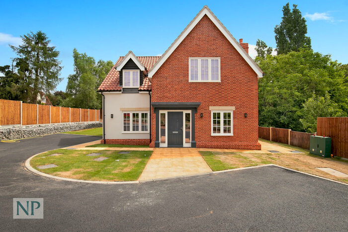 4 Bedroom Detached House To Rent In Honey Tye, Leavenheath, Colchester, CO6