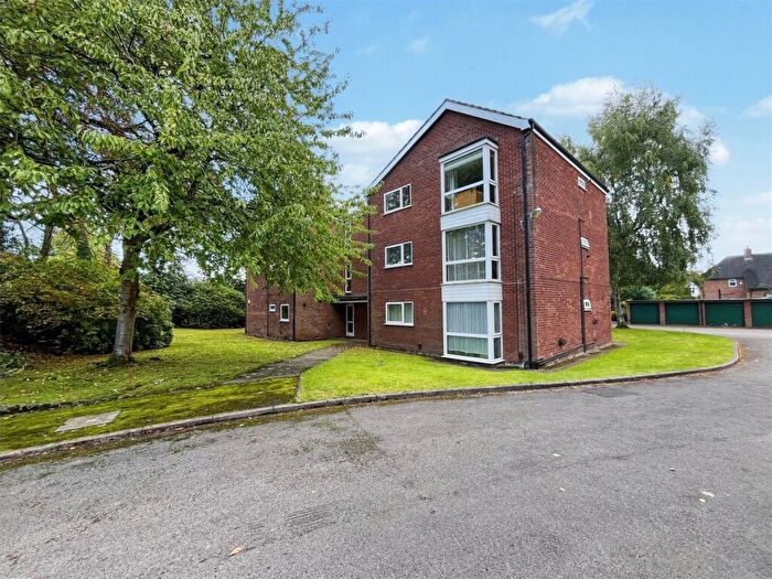 2 Bedroom Apartment For Sale In Northenden Road, Sale, M33
