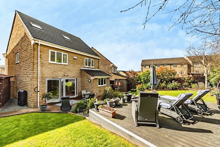 4 Bedroom Detached House For Sale In The Courtyard, Huddersfield, HD8