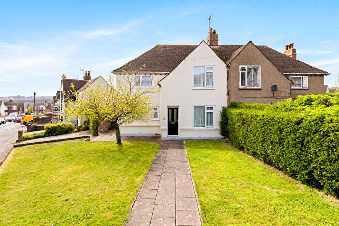 4 Bedroom Semi Detached House For Sale In Wood Avenue, Folkestone, CT19