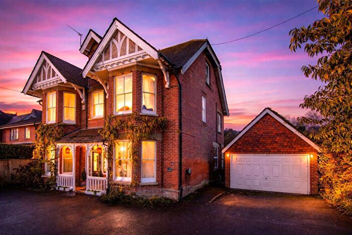 8 Bedroom Detached House For Sale In London Road, Uckfield, TN22