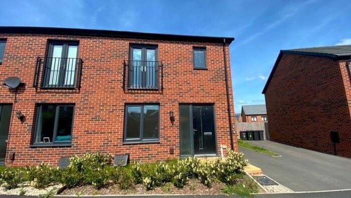 3 Bedroom Semi-Detached House To Rent In Howden Ave, Waverley, Rotherham, S60