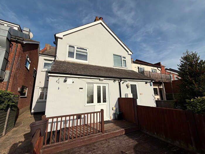 1 Bedroom Apartment To Rent In High Road, Benfleet, SS7
