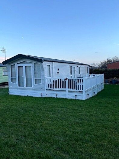 2 Bedroom Mobile/park Home For Sale In Abbey Lane, Lathom, Ormskirk, L40