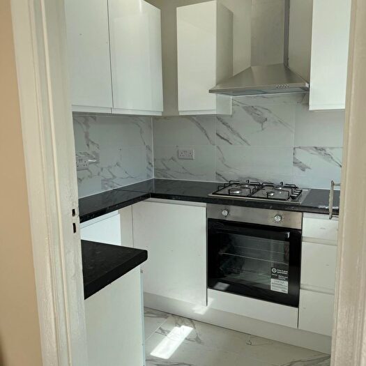 2 Bedroom Flat To Rent In Wembley, HA0