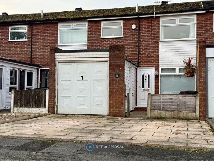 3 Bedroom Terraced House To Rent In Hampstead Lane, Stockport, SK2
