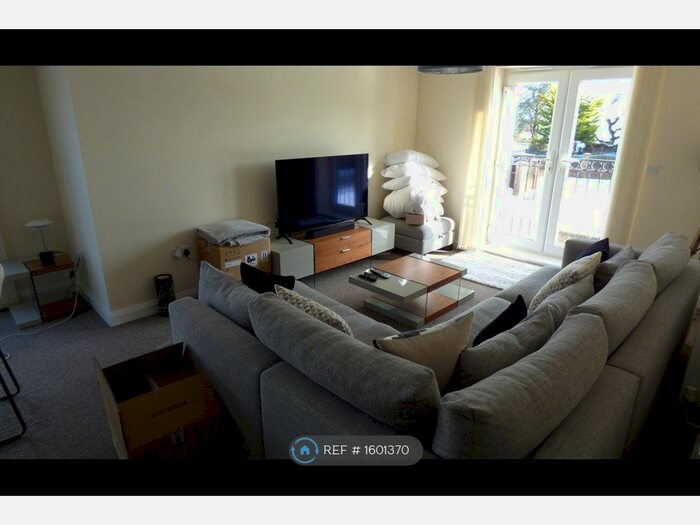 2 Bedroom Flat To Rent In Castlefields, Rhuddlan, Rhyl, LL18