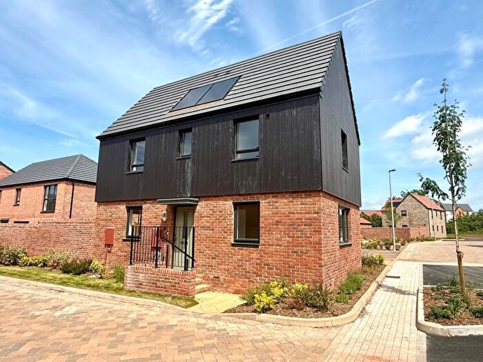 3 Bedroom Semi-Detached House To Rent In Jefferies Road, Yate, Bristol, BS37