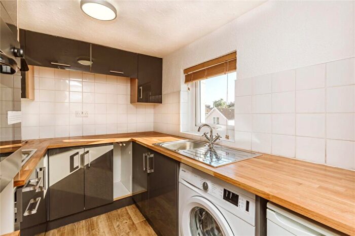 1 Bedroom Apartment To Rent In Hampton Road, Redland, Bristol, BS6