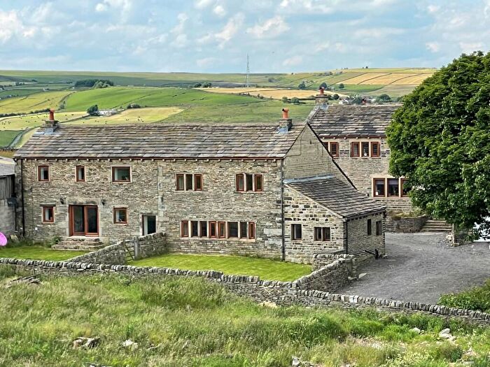 5 Bedroom Barn Conversion To Rent In Chain Road, Slaithwaite, Huddersfield, West Yorkshire, HD7