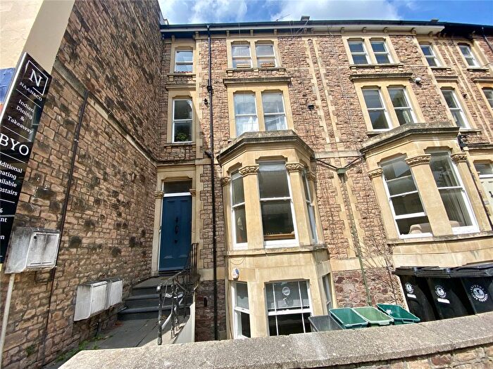 2 Bedroom Flat To Rent In Alma Vale Road, Bristol, BS8