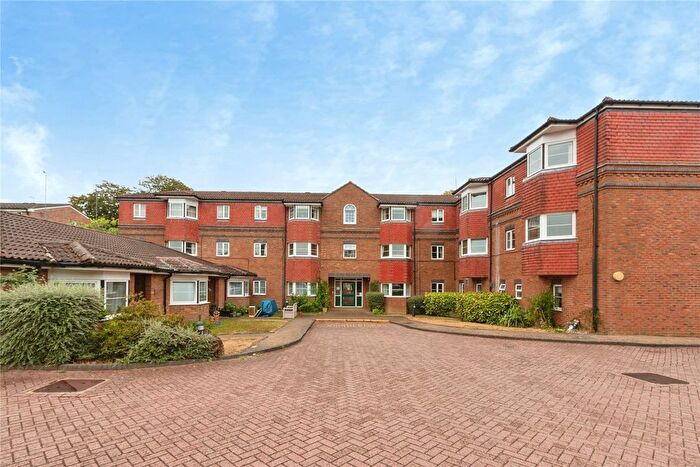 Studio For Sale In Westdeane Court, Basingstoke, Hampshire, RG21