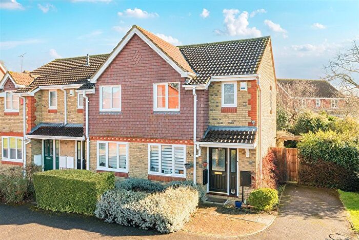 2 Bedroom End Terrace House For Sale In Montague Close, Wokingham, Berkshire, RG40