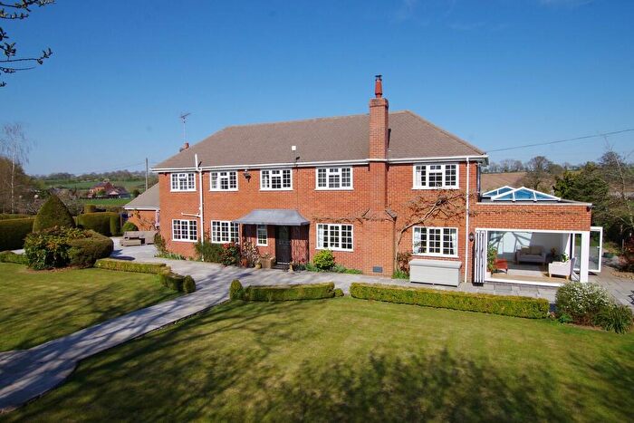 5 Bedroom Detached House For Sale In Lower Loxley, Uttoxeter, ST14