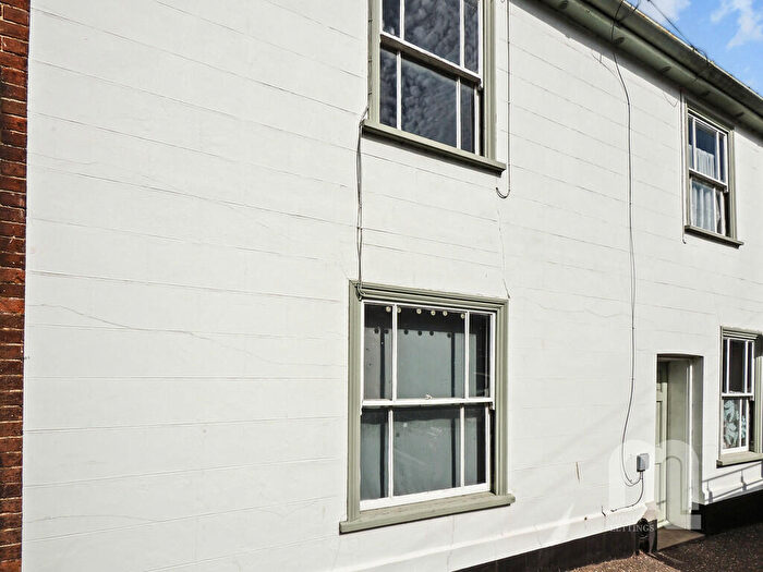 3 Bedroom Terraced House To Rent In Fairland Street, Wymondham, Norfolk, NR18