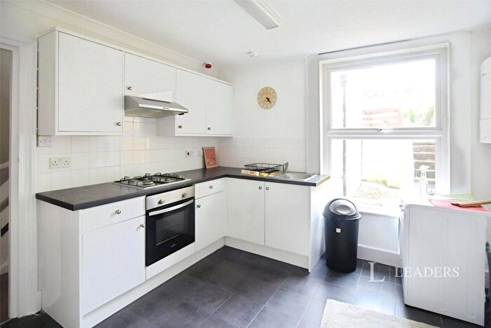 2 Bedroom Flat To Rent In Blatchington Road, Hove, East Sussex, BN3