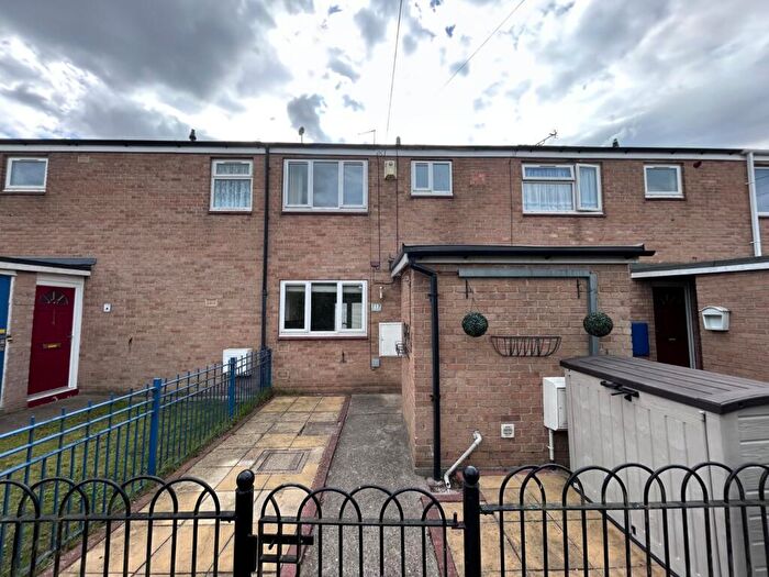 3 Bedroom Terraced House To Rent In Scampton Garth, Hull, HU7