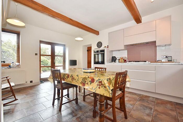 2 Bedroom Cottage For Sale In Turner Fold, Read, Lancashire, BB12