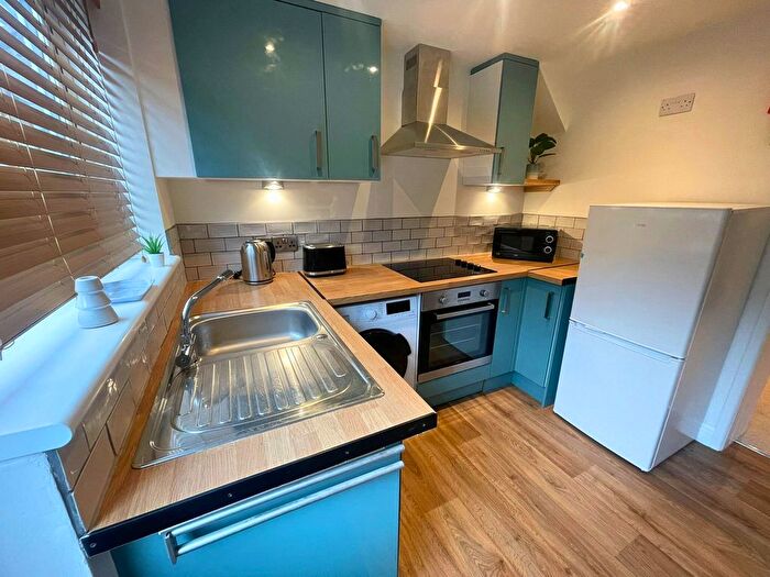 1 Bedroom Flat To Rent In Dean Street, Exeter, EX2