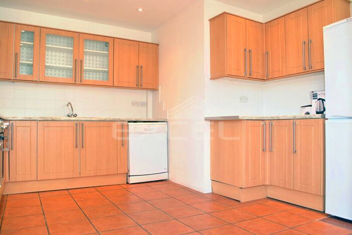5 Bedroom Flat To Rent In Strathmore Court, Park Road, St Johns Wood, NW8