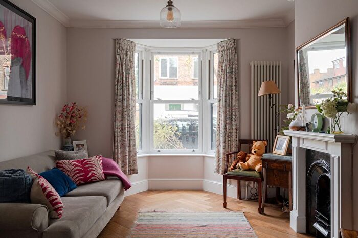 3 Bedroom Terraced House For Sale In Esther Road, Upper Leytonstone, London, E11