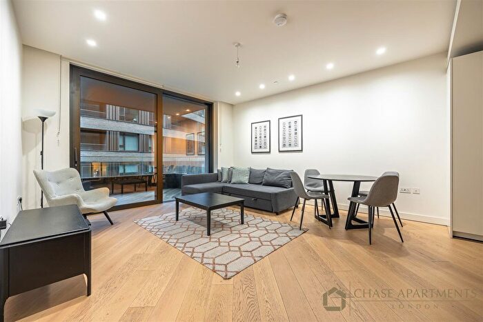 2 Bedroom Flat For Sale In Television Center, London, W12