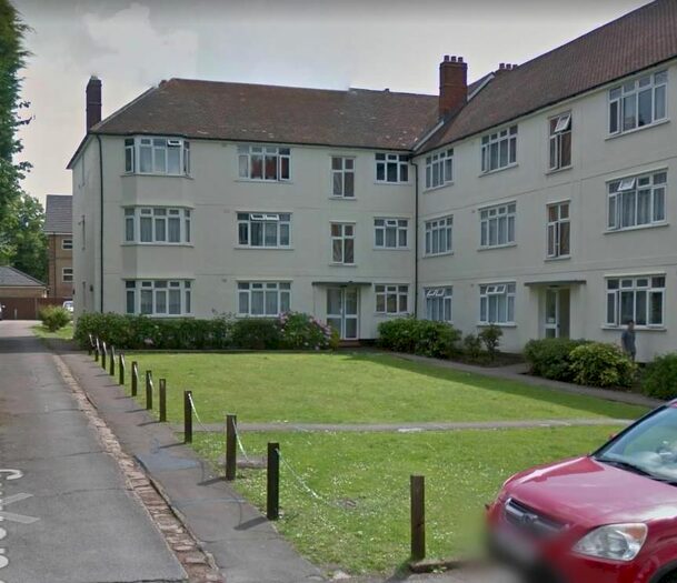 4 Bedroom Flat To Rent In Buckingham Court, Hendon, NW4