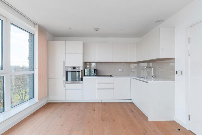 2 Bedroom Apartment To Rent In Grayston House, Kidbrooke Village, SE3