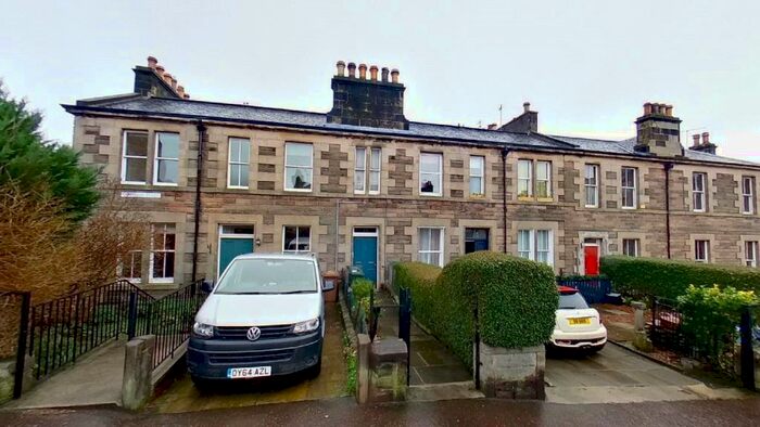 2 Bedroom Flat To Rent In Shandon Place, Edinburgh, EH11