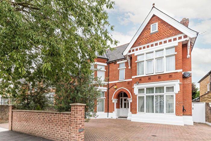 8 Bedroom Detached House To Rent In Hamilton Road, London, W5