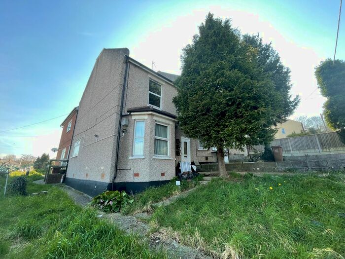 1 Bedroom Studio To Rent In A Robin Hood Lane, Chatham, Kent, ME5