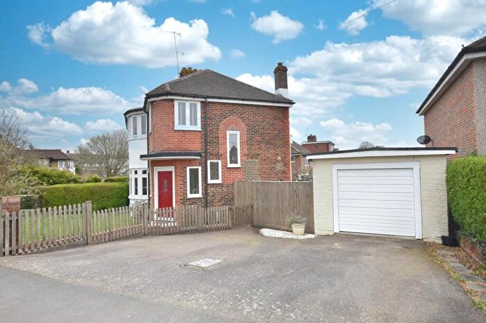 3 Bedroom Semi Detached House For Sale In Prices Lane, Reigate, Surrey, RH2