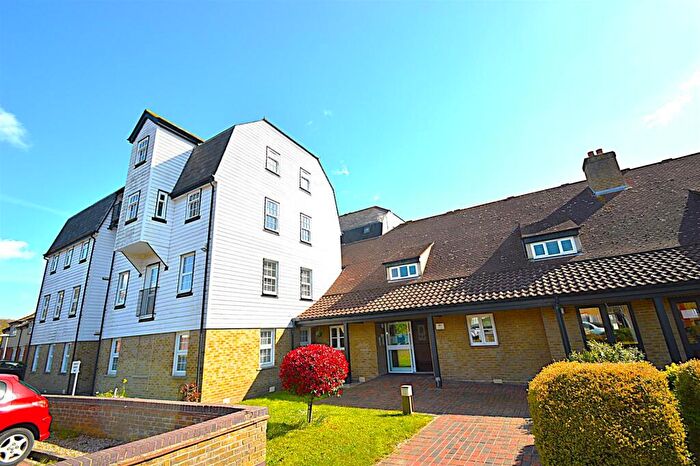 1 Bedroom Retirement Property For Sale In Lucam Lodge, The Garners, Rochford, SS4