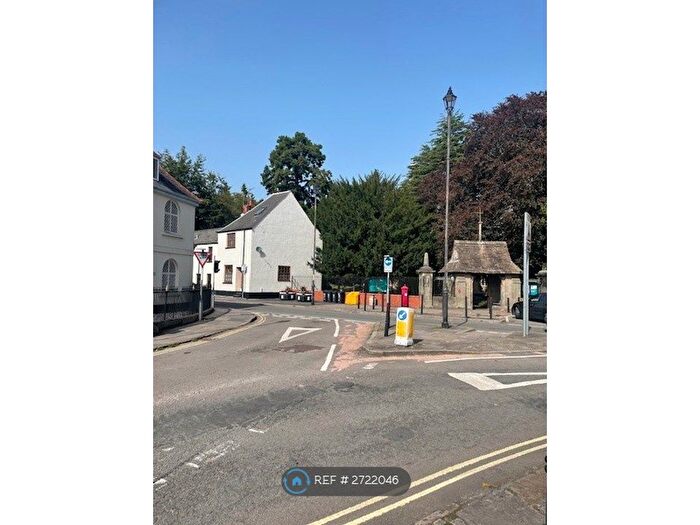 3 Bedroom End Terrace House To Rent In High Street, Caerleon, Newport, NP18