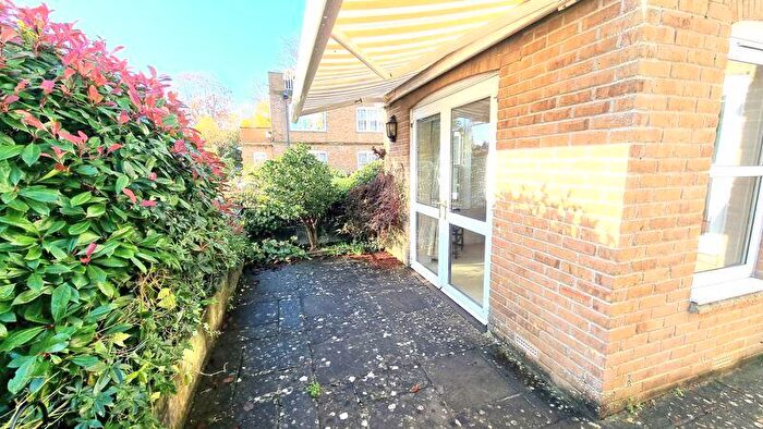 2 Bedroom Retirement Property For Sale In Turnpike Court, Hett Close, Haywards Heath, RH17