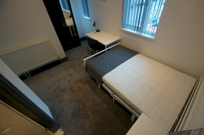 3 Bedroom Flat To Rent In King Edward Road, Coventry, CV1