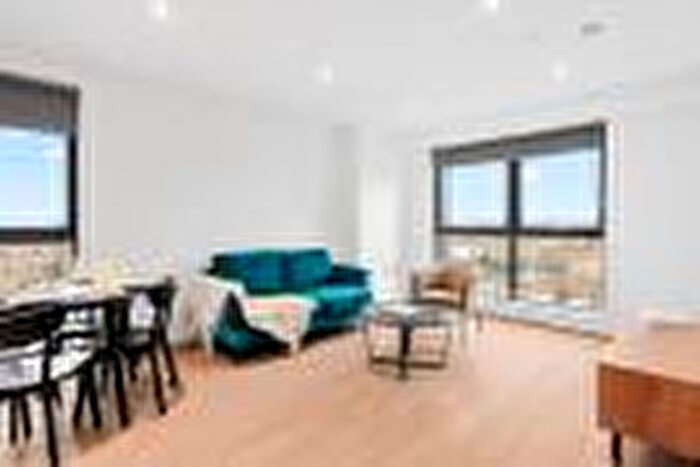 2 Bedroom Flat To Rent In Sienna House, SM1