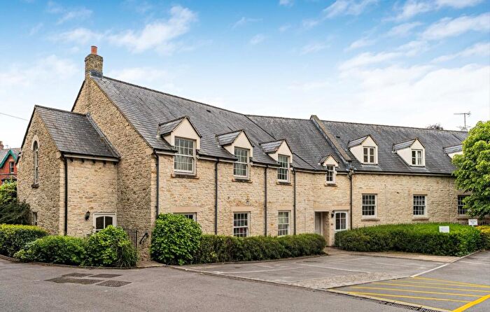 2 Bedroom Apartment For Sale In Tabrams Pitch, Nailsworth, GL6