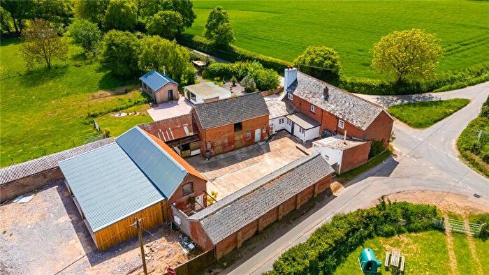 6 Bedroom Equestrian Facility For Sale In Plymtree, Cullompton, Devon, EX15