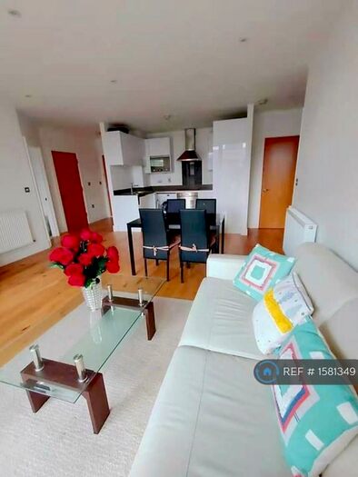 2 Bedroom Flat To Rent In Emily Street, London, E16