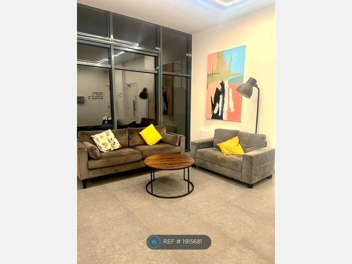 1 Bedroom Flat To Rent In Riverbank Way, Brentford, TW8