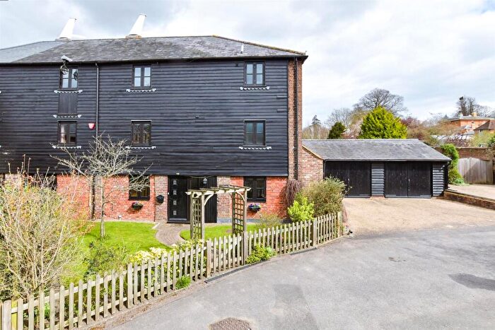 6 Bedroom Barn Conversion For Sale In Church Lane, West Farleigh, Maidstone, Kent, ME15