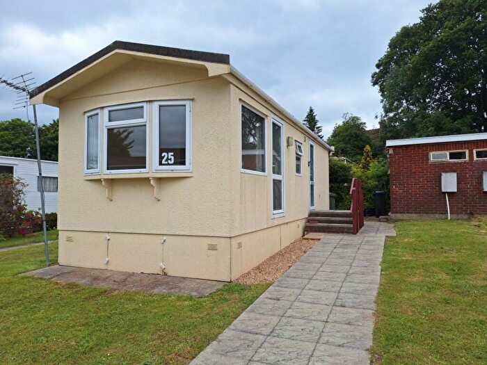 1 Bedroom Detached House To Rent In Spring Lane, Winchester, SO21