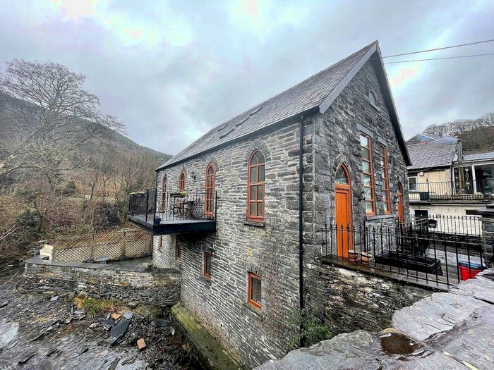 4 Bedroom Detached House For Sale In Ceinws, Machynlleth, Powys, SY20