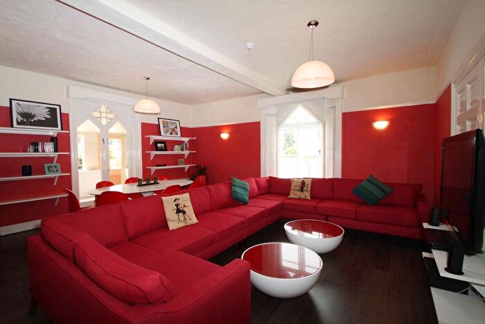 10 Bedroom Terraced House To Rent In Fishergate, York, YO10