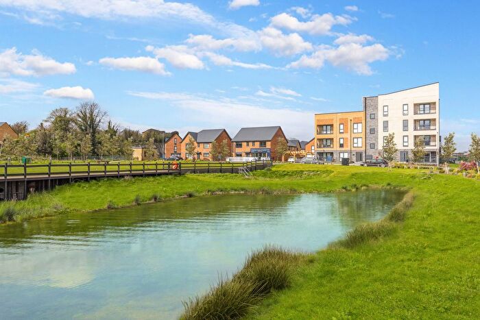 2 Bedroom Flat For Sale In "Coleton " At Whiting Avenue, Greenhithe, DA9