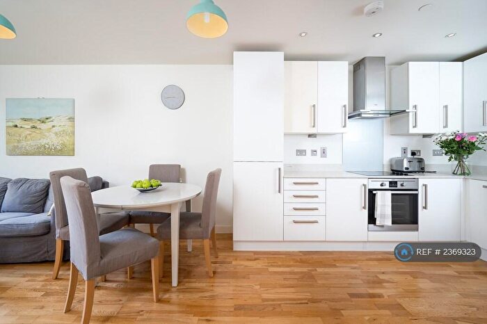 2 Bedroom Flat To Rent In High Road, Wembley, HA9