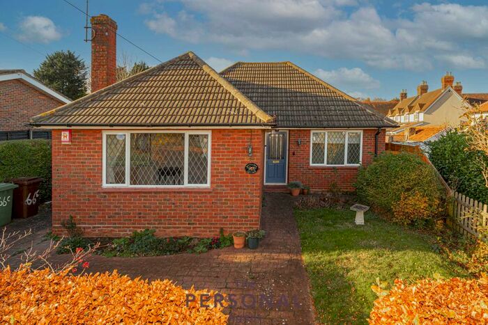 2 Bedroom Detached Bungalow To Rent In Bracken Path, Epsom KT18