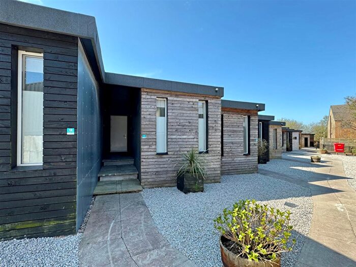 1 Bedroom Flat To Rent In Prow Park, Treloggan Industrial Estate, Newquay, TR7